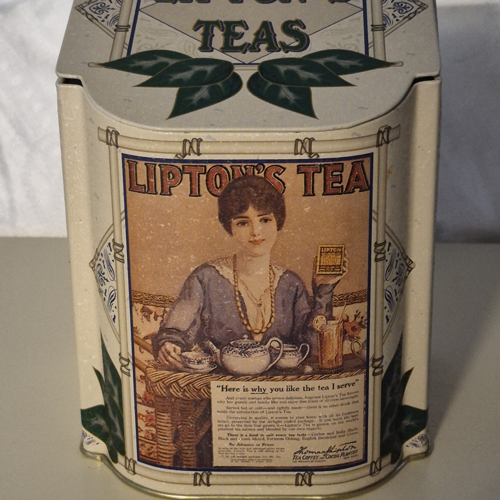 Vintage Tin Box Company Lipton Tea Hinged Stotage Tea Box